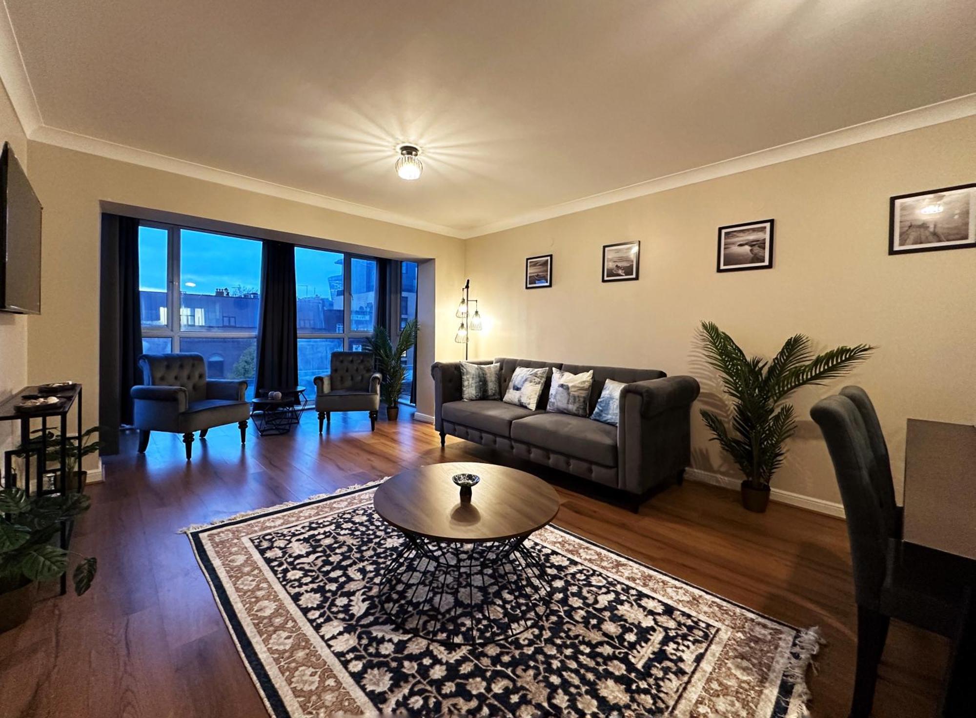 Apartament Betty's Place In Tower Hill - 2 Double Beds, Max 4 People, Great Location In Londra