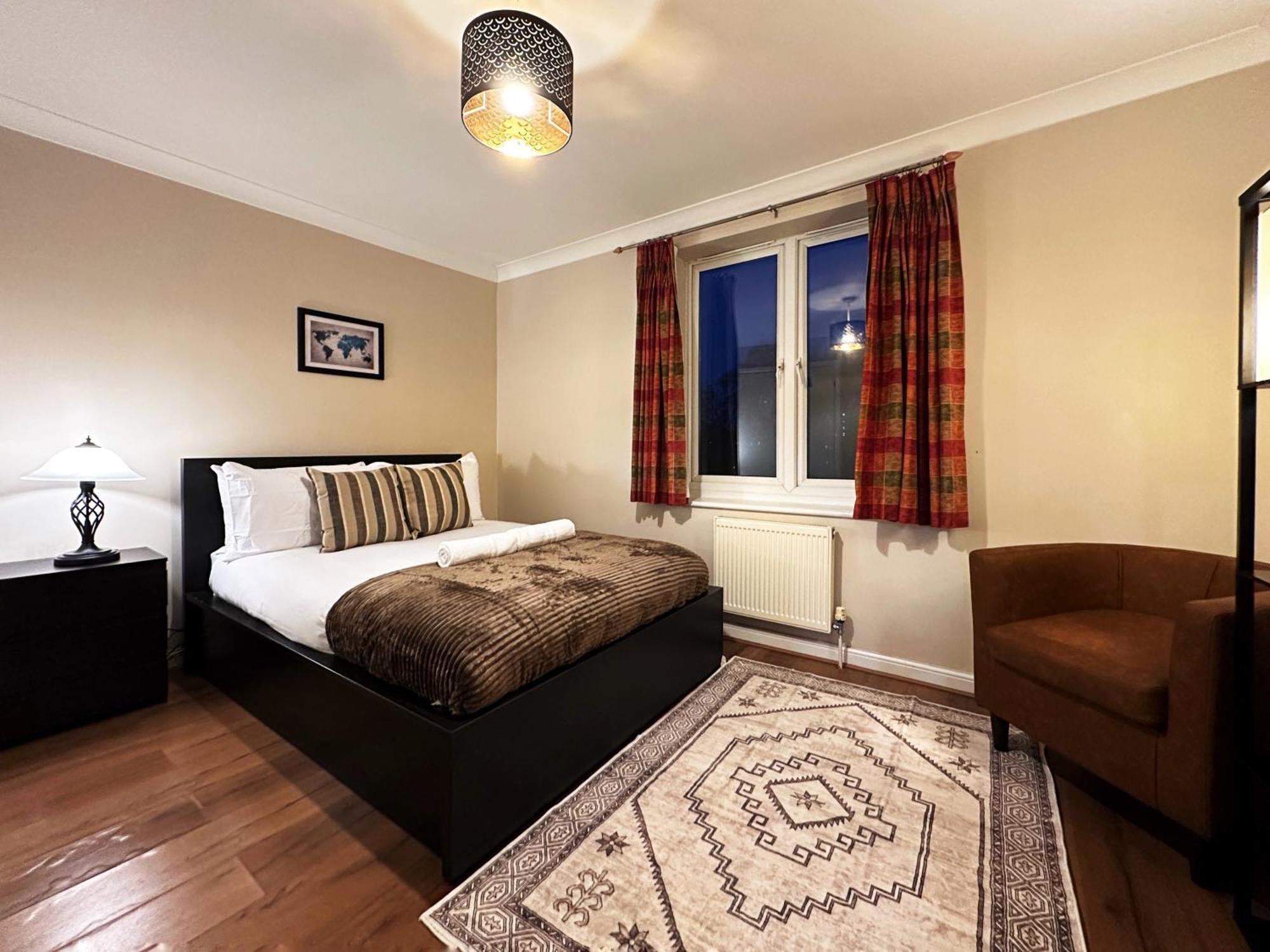 Apartament Betty's Place In Tower Hill - 2 Double Beds, Max 4 People, Great Location In