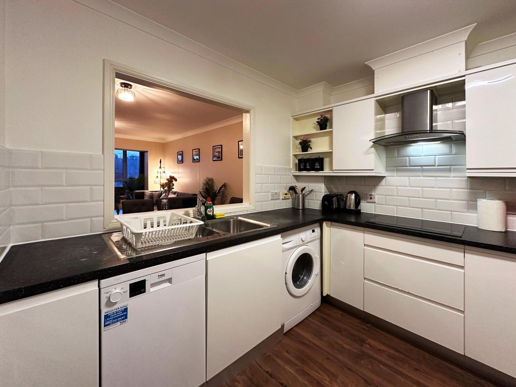 Betty's Place In Tower Hill - 2 Double Beds, Max 4 People, Great Location In Apartament Londra
