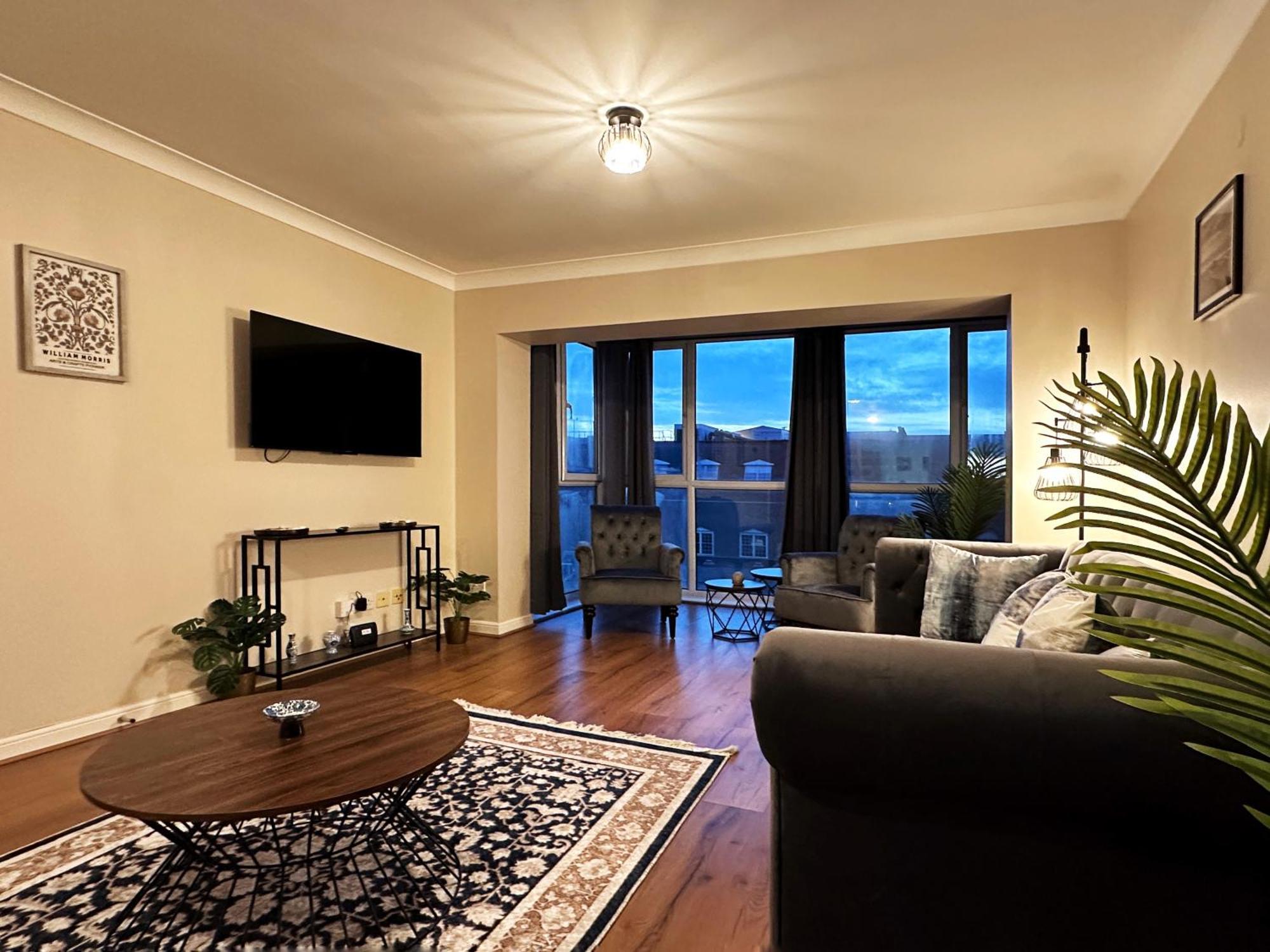 Apartament Betty's Place In Tower Hill - 2 Double Beds, Max 4 People, Great Location In *