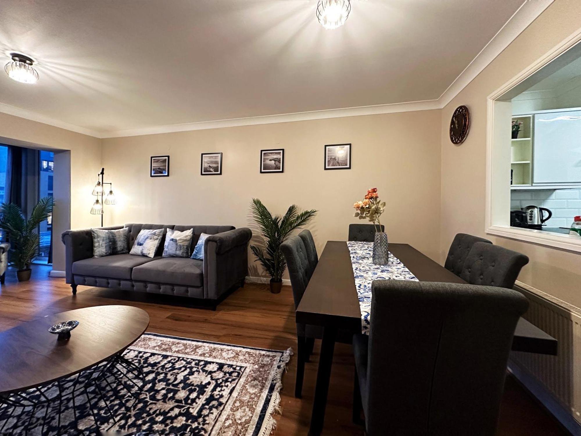 Apartament Betty's Place In Tower Hill - 2 Double Beds, Max 4 People, Great Location In *